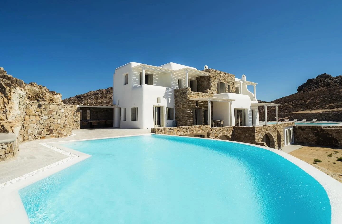 Villa Anemos
